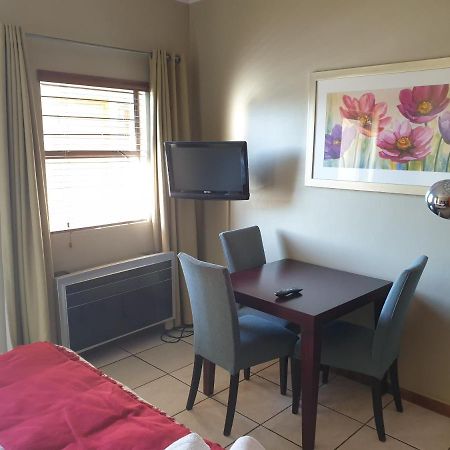 Grosvenor Apartments Pretoria-Noord Eksteriør bilde