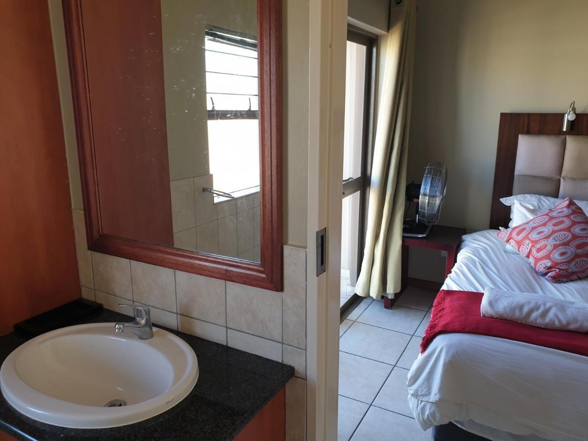 Grosvenor Apartments Pretoria-Noord Eksteriør bilde