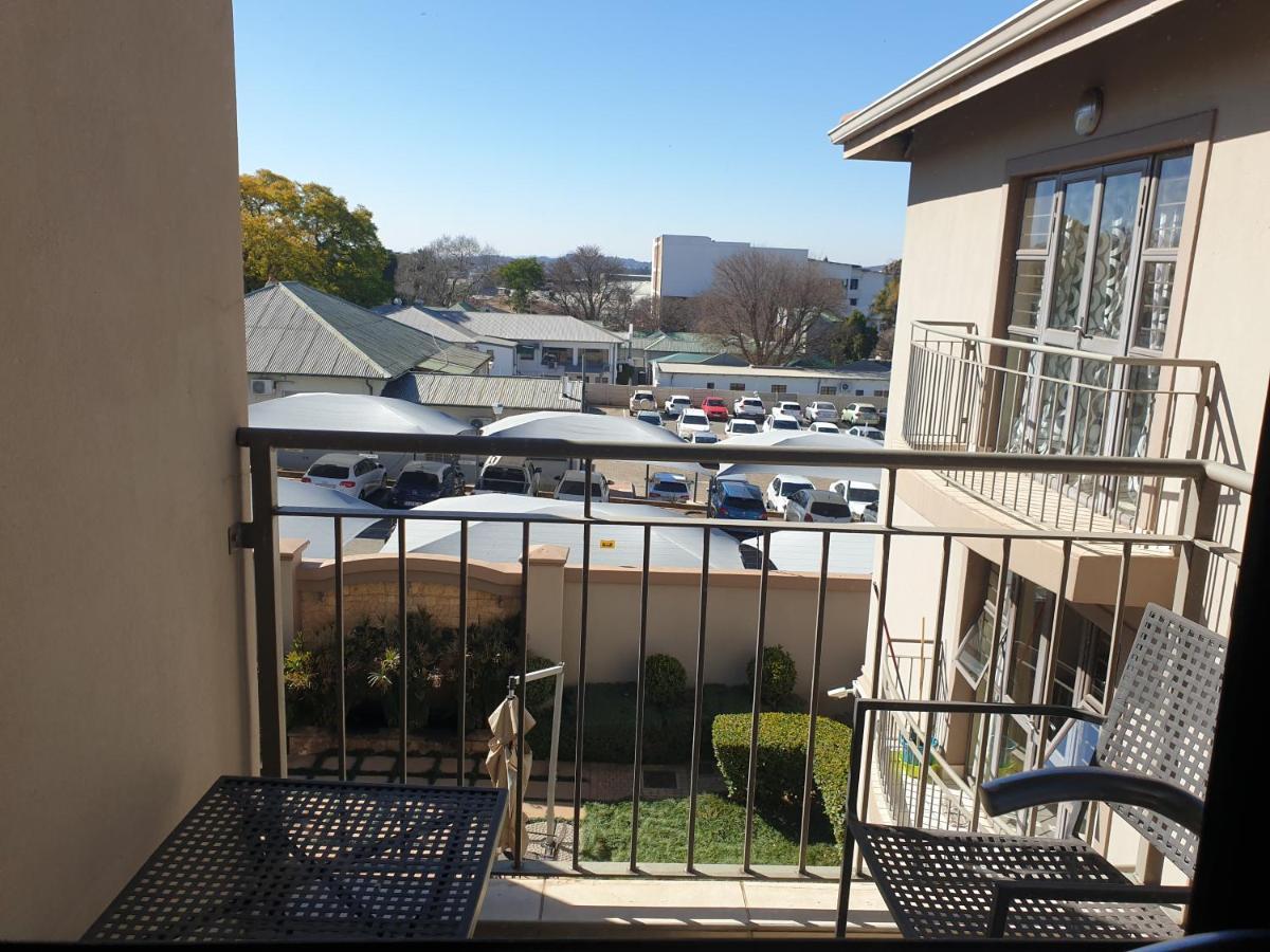 Grosvenor Apartments Pretoria-Noord Eksteriør bilde